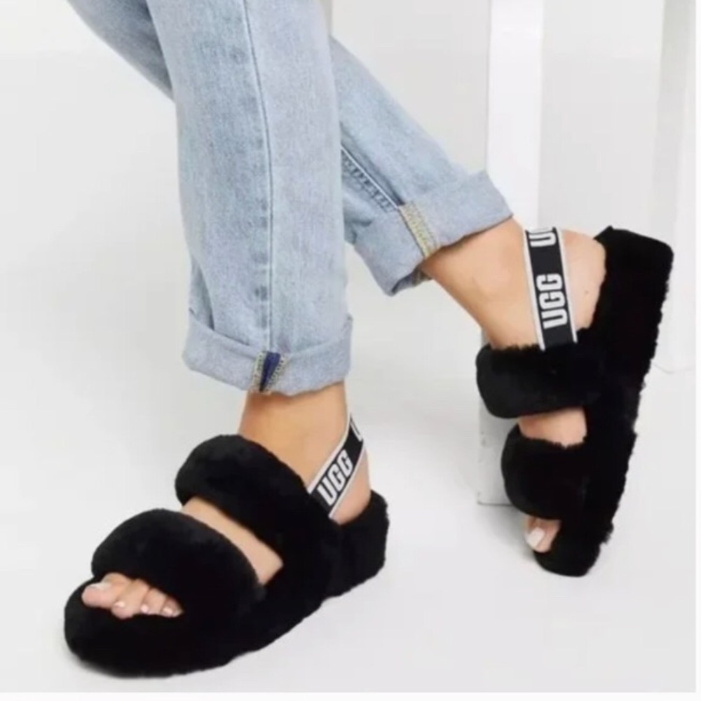 UGG OH YEAH SLIDES IN BLACK SHEEPSKIN NEAR NEW CONDITION SIZE 8